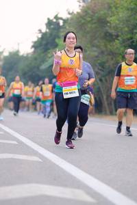 BIB: 10070
                            <button type="button" onclick="openModal(8071301)" class="btn btn-primary btn-sm float-right btn-popup" data-toggle="modal" data-target=".modal-high-quality">
                        <i class="fas fa-shopping-cart"></i> Add to Cart
                    </button>
                                            <button type="button" onclick="isThisMe(8071301, true)" class="btn btn-success btn-sm float-right btn-popup btn-isme hidden" data-toggle="tooltip" data-placement="bottom" title="นี่คือรูปของคุณใช่ไหม คลิกที่นี่เพื่อเอาเข้าอัลบั้ม">
                        <i class="fas fa-plus"></i> Add to album
                    </button>
                    <button type="button" onclick="isThisMe(8071301, false)" class="btn btn-warning btn-sm float-right btn-popup btn-isnotme hidden">
                        <i class="fas fa-ban"></i> Remove from album
                    </button>